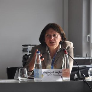  AleksanDerالكسندRudرود2000-2015 , Mariupol UA -Toronto CA, ©