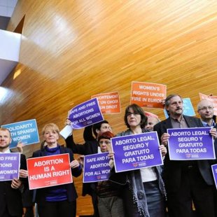  AleksanDerالكسندRudرود2000-2015 , Mariupol UA -Toronto CA, ©