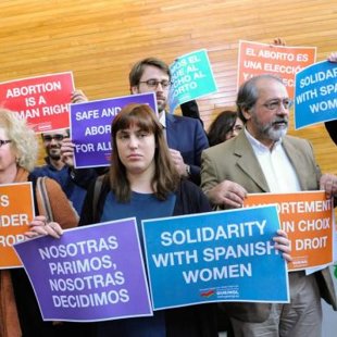  AleksanDerالكسندRudرود2000-2015 , Mariupol UA -Toronto CA, ©